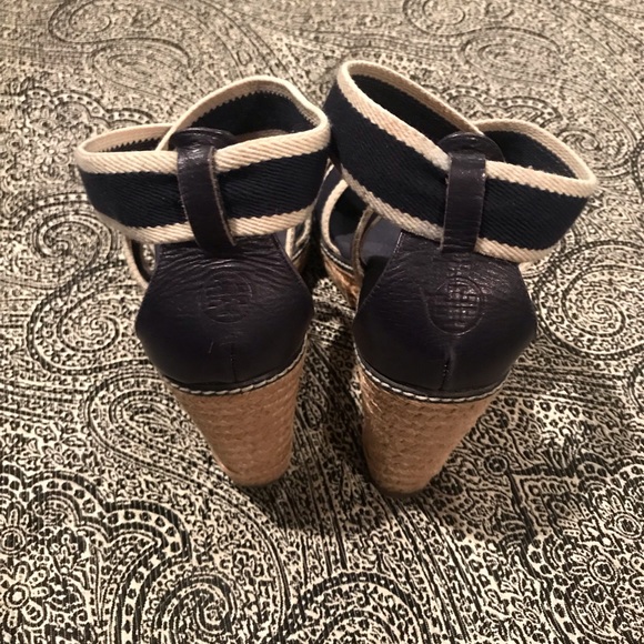 TORY BURCH WEDGES - Picture 3 of 7